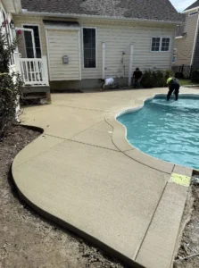 Custom backyard fiberglass pool installation in Delaware