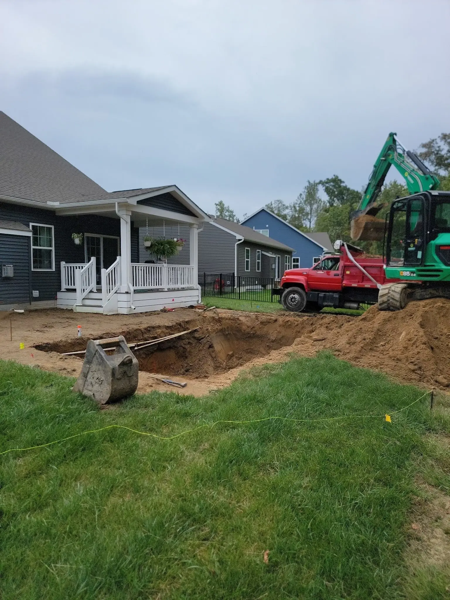In-ground fiberglass pool for Maryland homeowners